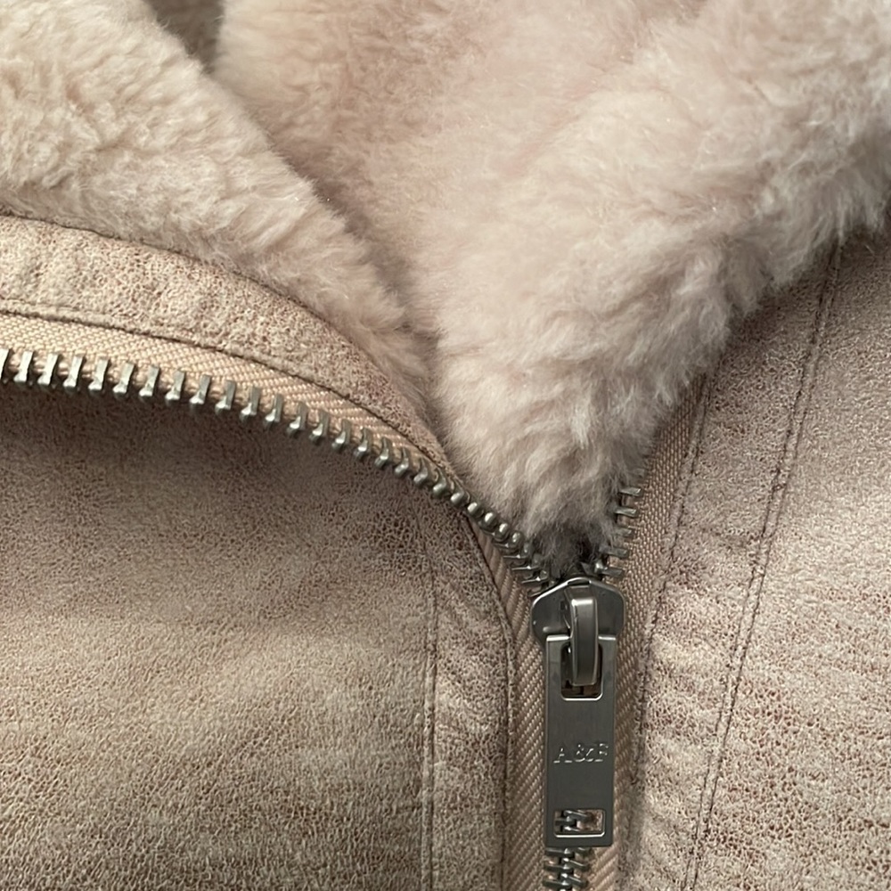 AF Abercrombie and Fitch vegan Moto jacket size large in cream - Picture 6 of 6